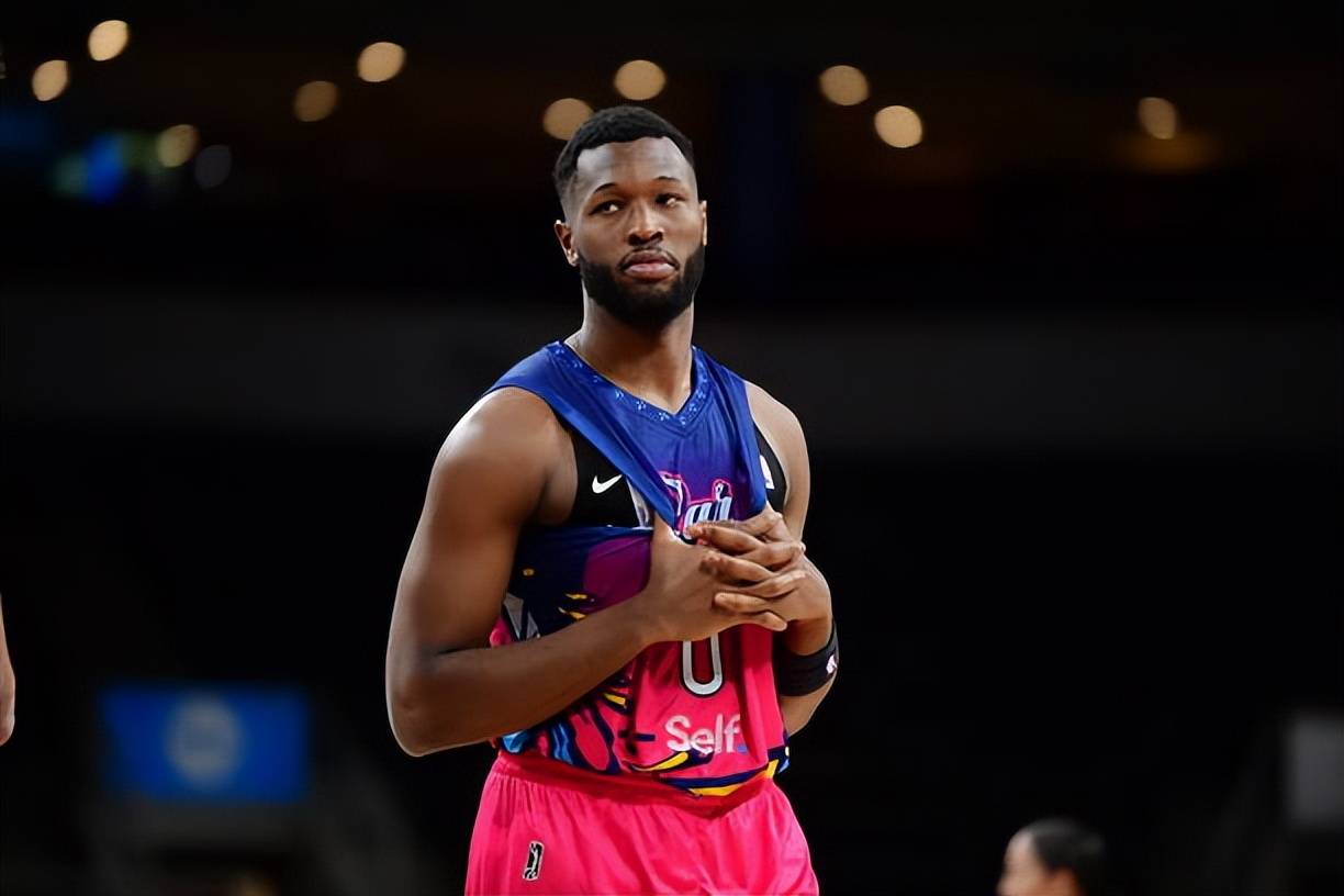 MK官网-关于CBA常规赛倒计时；芝加哥公牛转会期回应争议；细节引发关注；态度坚定；年轻球员得到机会的信息